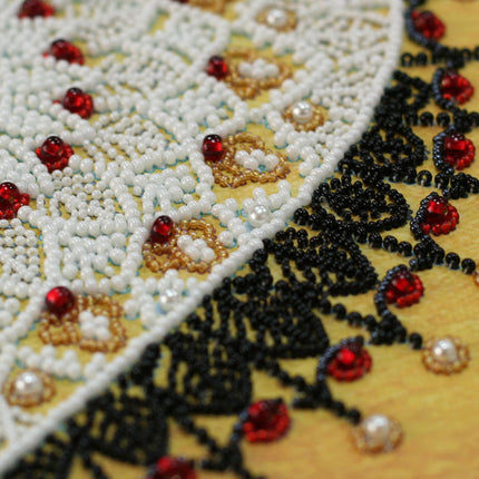 DIY Bead Embroidery Kit "Lace tie" 10.6"x10.6" / 27.0x27.0 cm