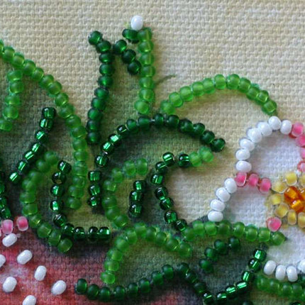 DIY Bead Embroidery Kit "Ripe strawberry"  5.9"x5.9" / 15.0x15.0 cm