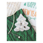 Beadwork kit for creating brooch 