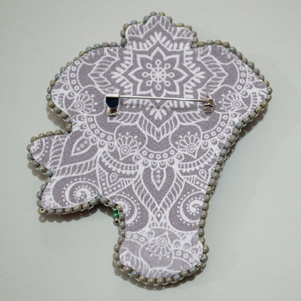 Beadwork kit for creating brooch "Symbol of luck"