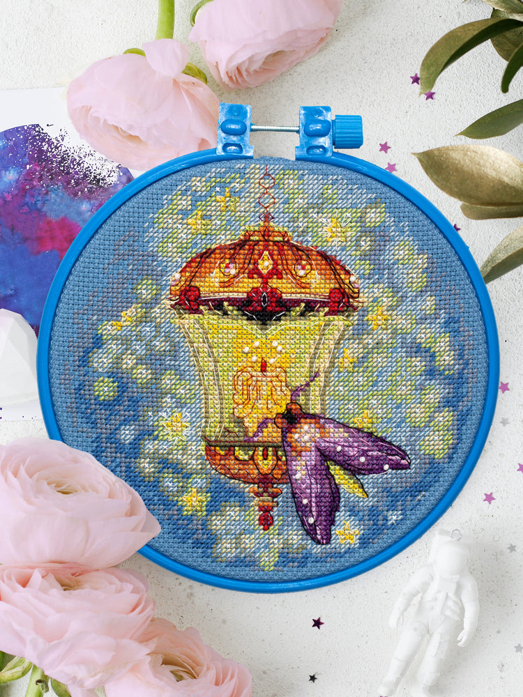 Counted Cross Stitch Kit "Night beauty"