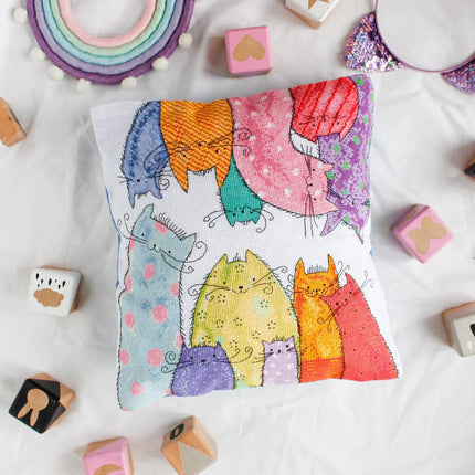 DIY Cross Stitch Pillow Kit "Meowcats"