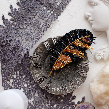 Beadwork kit for creating brooch "Pen"