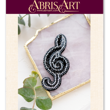 Beadwork kit for creating brooch "Treble clef"