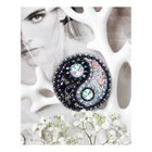 Beadwork kit for creating brooch 