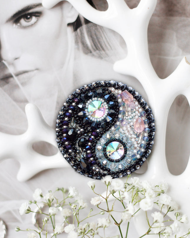 Beadwork kit for creating brooch "Balance"