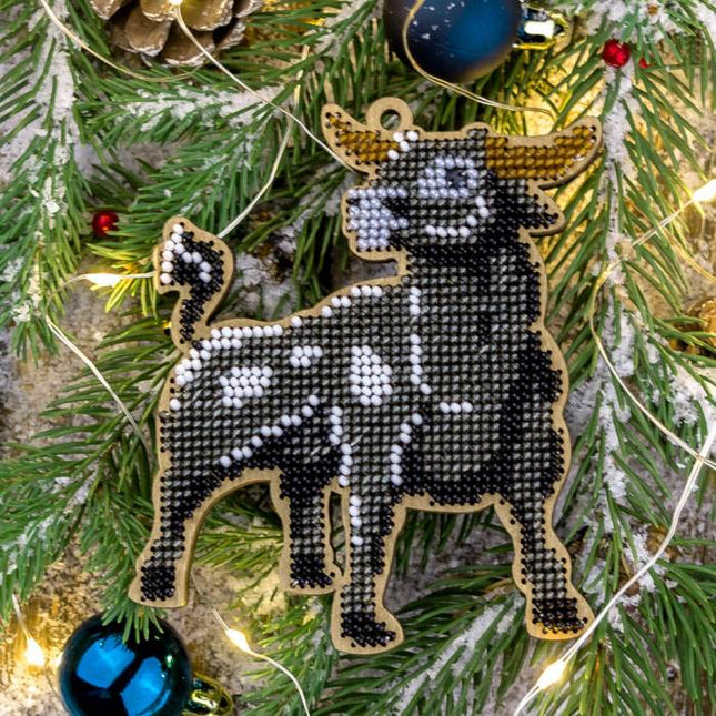 DIY Christmas tree toy kit "Grey Bull"