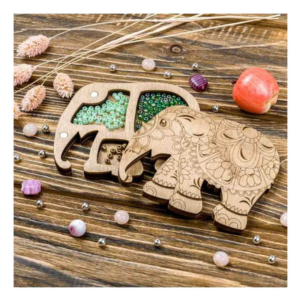 Bead organizer with wooden lid