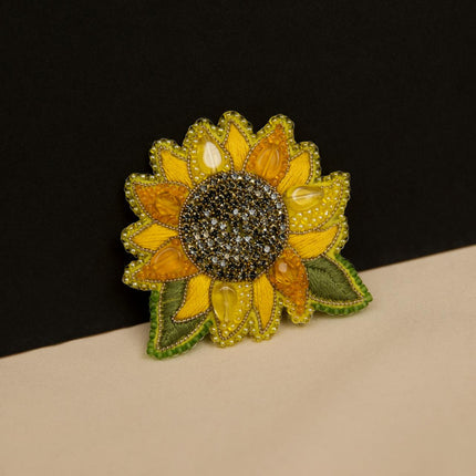 Beadwork kit for creating broоch "Sunflower"