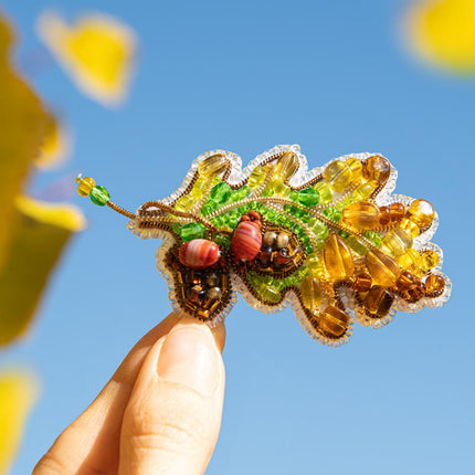 Beadwork kit for creating broоch "Oak Leaf"
