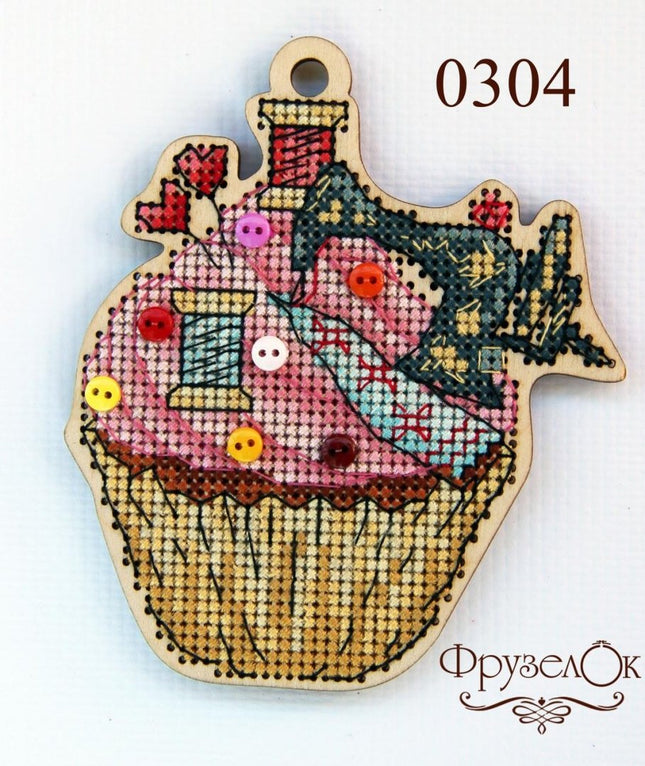 DIY Cross stitch kit on wood "Sewing mashine" 4.1x3.5 in / 10.3x9.0 cm