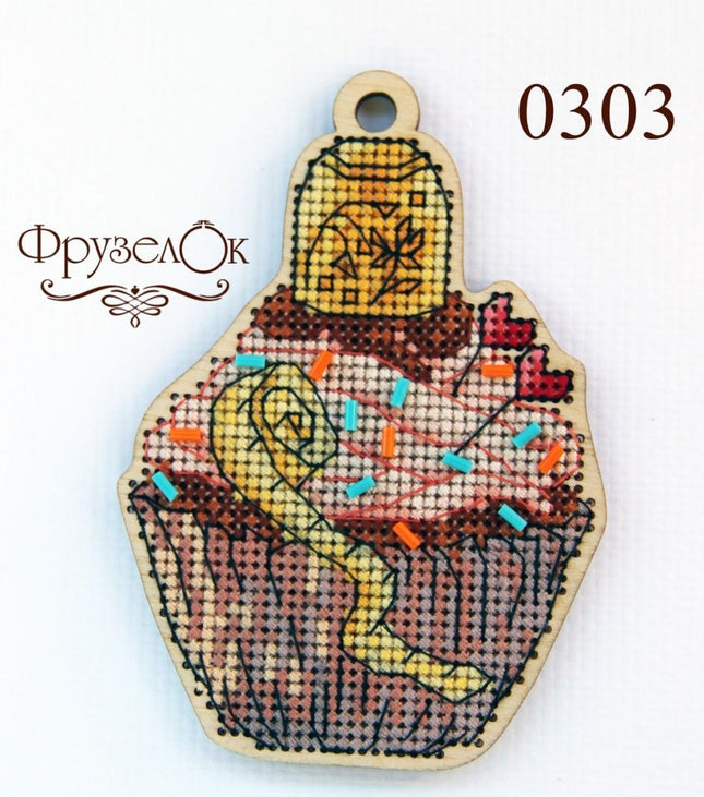 DIY Cross stitch kit on wood "Thimble" 4.3x3.0 in / 11.0x7.5 cm
