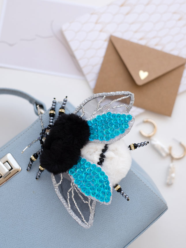 Beadwork kit for creating brooch "Fluffy dream"
