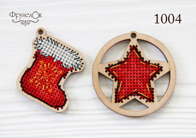 DIY Cross stitch kit on wood "Decoration" D 2.0 in / D 5.0 cm