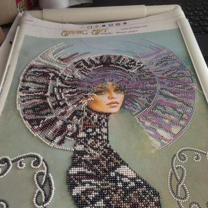 DIY Bead Embroidery Kit "Selena" 10.2"x11.8" / 26.0x30.0 cm