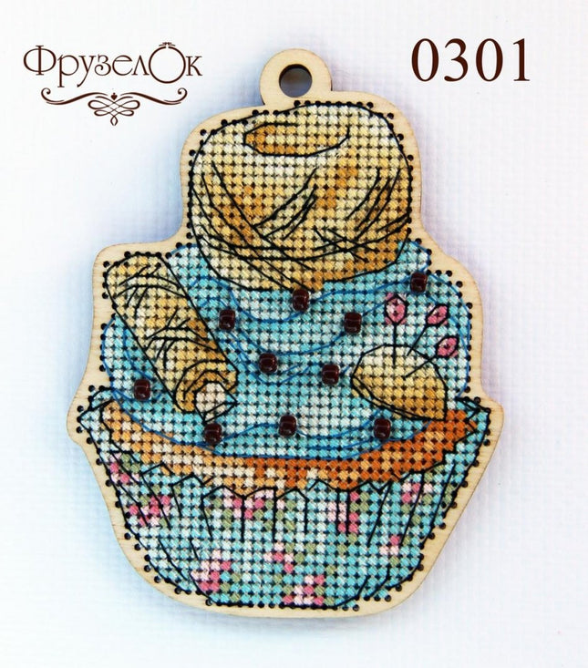 DIY Cross stitch kit on wood "Pearl" 4.2x3.2 in / 10.7x8.2 cm