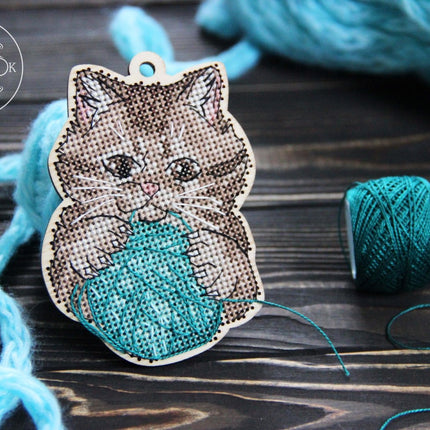 DIY Cross stitch kit on wood "Vasyl" 3.9x2.8 in / 10.0x7.0 cm
