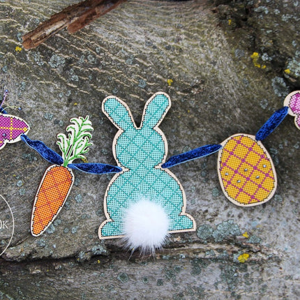 DIY Cross stitch kit on wood "Garland" 5.1x3.5 in, 2.0x1.8 in / 13.0x9.0 cm, 5.0x4.5 cm