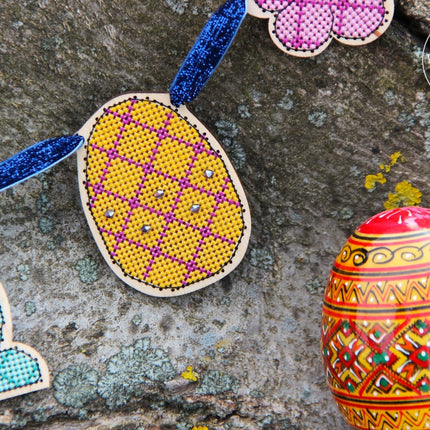 DIY Cross stitch kit on wood "Garland" 5.1x3.5 in, 2.0x1.8 in / 13.0x9.0 cm, 5.0x4.5 cm