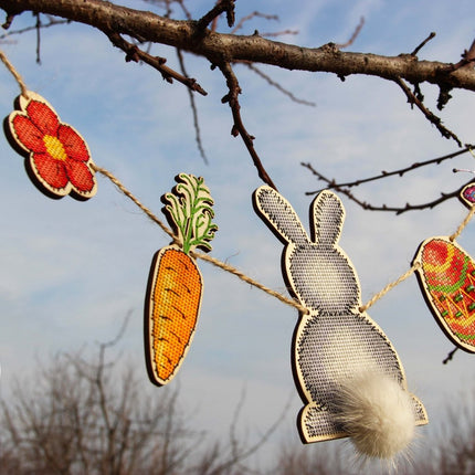 DIY Cross stitch kit on wood "Garland" 5.1x3.5 in, 2.0x1.8 in / 13.0x9.0 cm, 5.0x4.5 cm