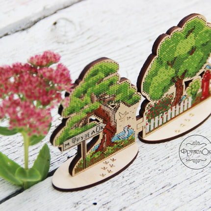 DIY Cross stitch kit on wood "Outskirts" 3.9x4.1 in / 10.0x10.5 cm