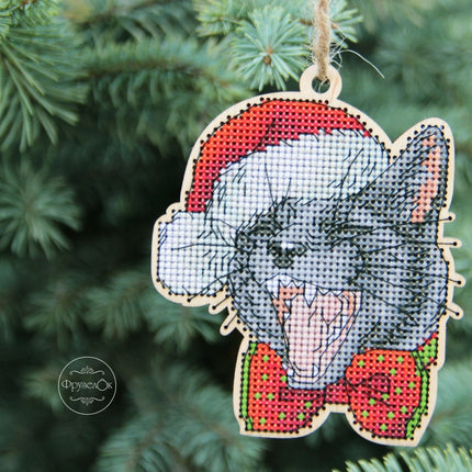 DIY Cross stitch kit on wood "Stepan" 4.1x3.5 in / 10.5x9.0 cm