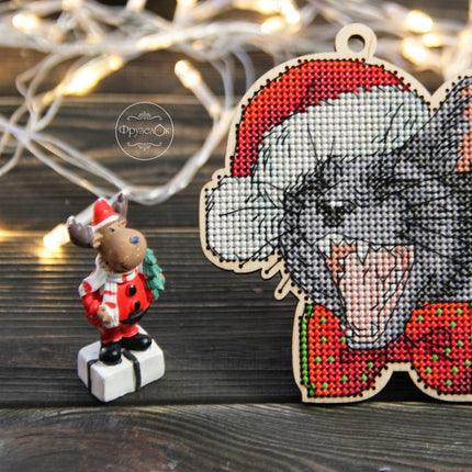 DIY Cross stitch kit on wood "Stepan" 4.1x3.5 in / 10.5x9.0 cm
