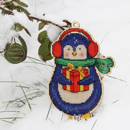 DIY Cross stitch kit on wood "Leonid" 5.7x3.9 in / 14.5x10.0 cm