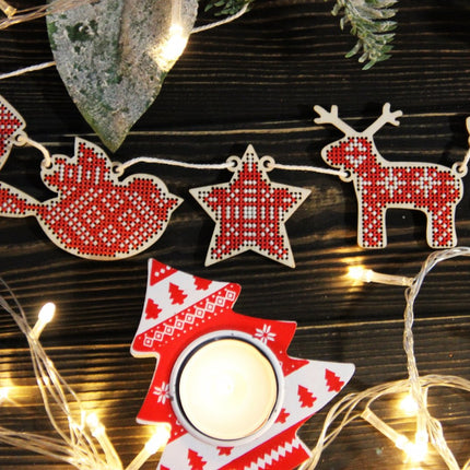 DIY Cross stitch kit on wood "Garland" 3.1x2.0 in, 2.0x1.6 in / 8.0x5.0 cm, 5.0x4.0 cm
