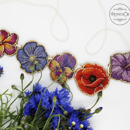 DIY Cross stitch kit on wood "Flowers" 2.4x2.4 in / 6.0x6.0 cm