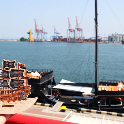 DIY Cross stitch kit on wood "Pirate Ship" 3.9x3.9 in / 10.0x10.0 cm