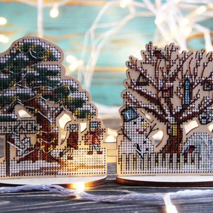 DIY Cross stitch kit on wood "Winter Outskirts" 3.9x3.9 in / 10.0x10.0 cm