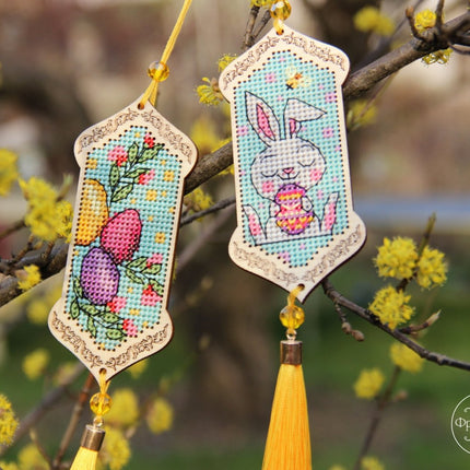 DIY Cross stitch kit on wood "Easter Bunny" 3.9x1.8 in / 10.0x4.5 cm