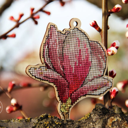 DIY Cross stitch kit on wood "Magnolia" 3.7x3.9 in / 9.5x10.0 cm