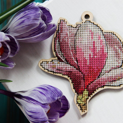 DIY Cross stitch kit on wood "Magnolia" 3.7x3.9 in / 9.5x10.0 cm