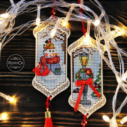 DIY Cross stitch kit on wood "Snowman" 3.9x1.8 in / 10.0x4.5 cm