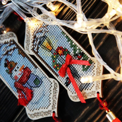 DIY Cross stitch kit on wood "Snowman" 3.9x1.8 in / 10.0x4.5 cm