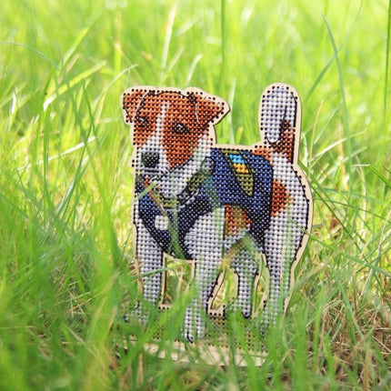 DIY Cross stitch kit on wood "Patron" 4.3x3.1 in / 11.0x8.0 cm