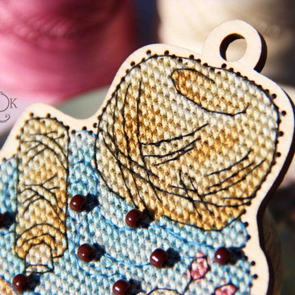DIY Cross stitch kit on wood "Pearl" 4.2x3.2 in / 10.7x8.2 cm