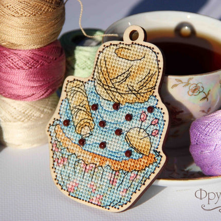 DIY Cross stitch kit on wood "Pearl" 4.2x3.2 in / 10.7x8.2 cm