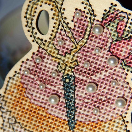 DIY Cross stitch kit on wood "Scissors" 4.3x3.0 in / 11.0x7.5 cm