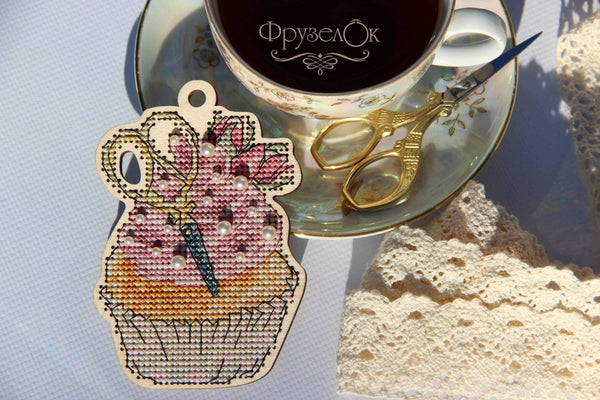 DIY Cross stitch kit on wood 