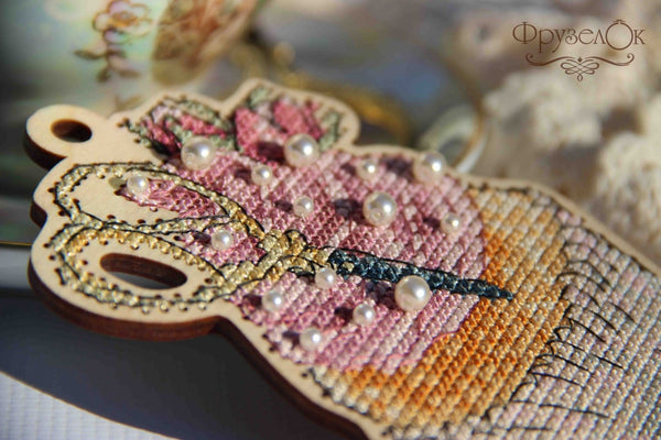 DIY Cross stitch kit on wood 