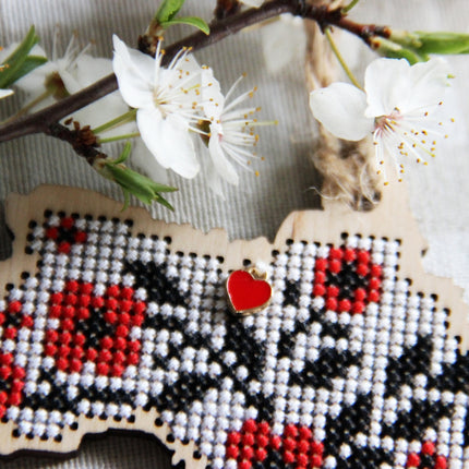 DIY Cross stitch kit on wood "Embroidering" 3.9x3.0 in / 10.0x7.5 cm