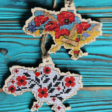DIY Cross stitch kit on wood "Embroidering" 3.9x3.0 in / 10.0x7.5 cm