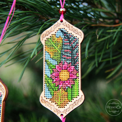 DIY Cross stitch kit on wood "Tropic" 3.9x1.8 in / 10.0x4.5 cm