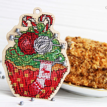 DIY Cross stitch kit on wood "Knitting" 4.1x3.1 in / 10.3x8.0 cm