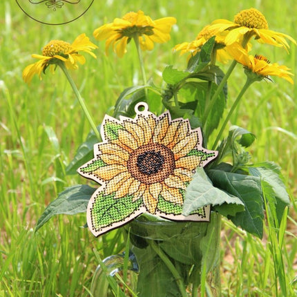 DIY Cross stitch kit on wood "Sunflower" 3.7x3.7 in / 9.5x9.5 cm