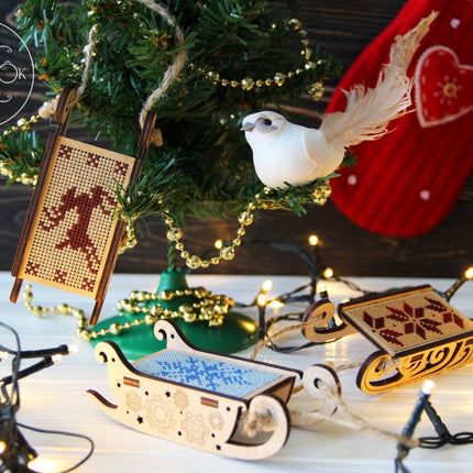 DIY Cross stitch kit on wood "Sleigh" 3.0x1.6 in / 7.5x4.0 cm