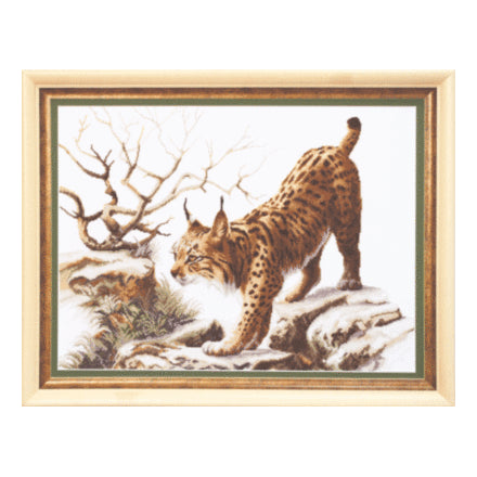 DIY Counted Cross Stitch Kit "Lynx on a walk"